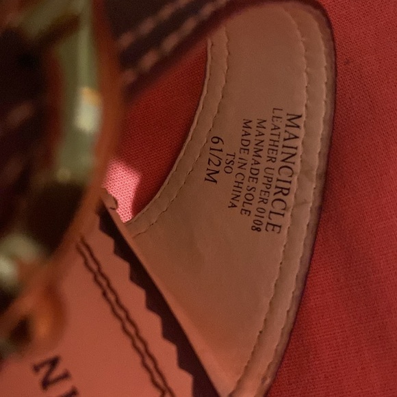 AK Anne Klein iflex slip-on Brown leather sandals. Size 6.5 - Picture 5 of 5